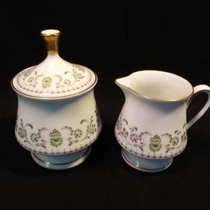 Johann Seltmann Vohenstrauss Sugar n Creamer w Lid Green Floral Gold Trim